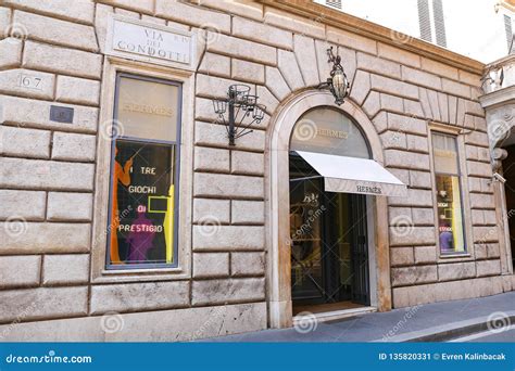 hermes store rome italy.